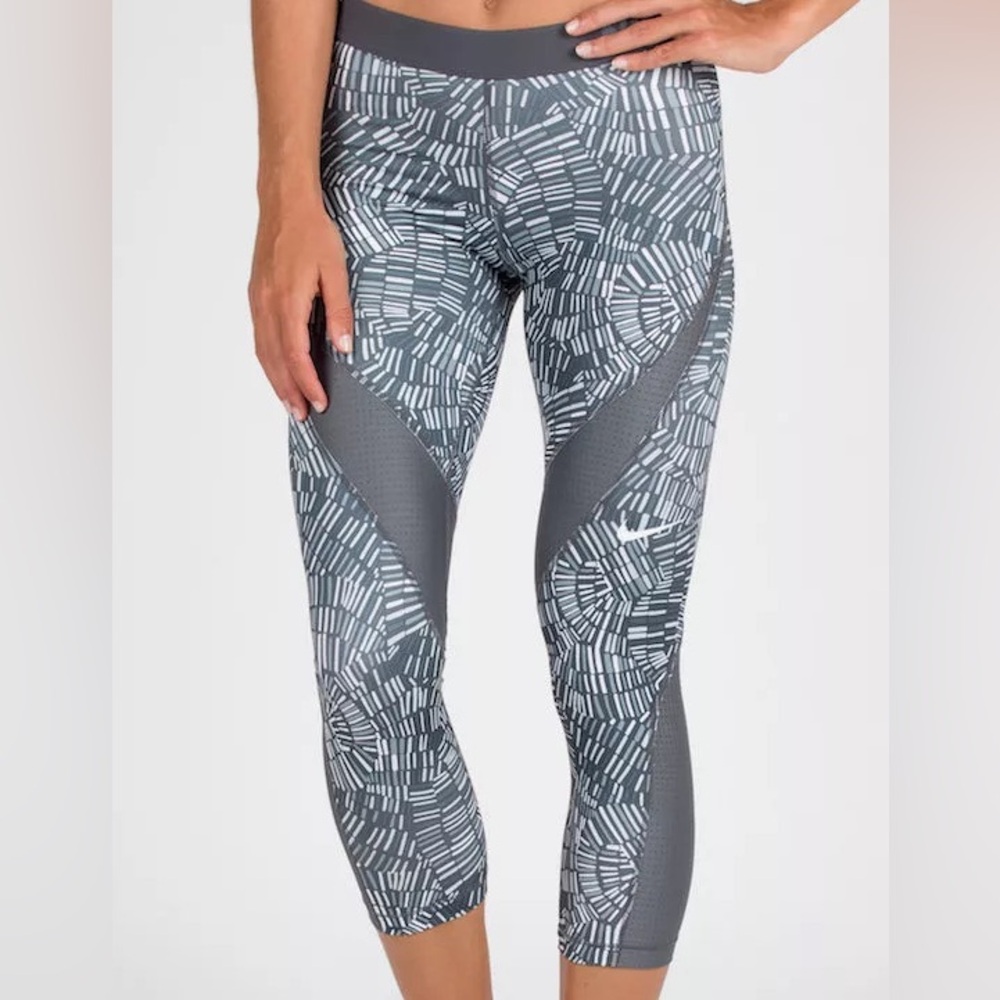 Nike Pro Leggings - image 6